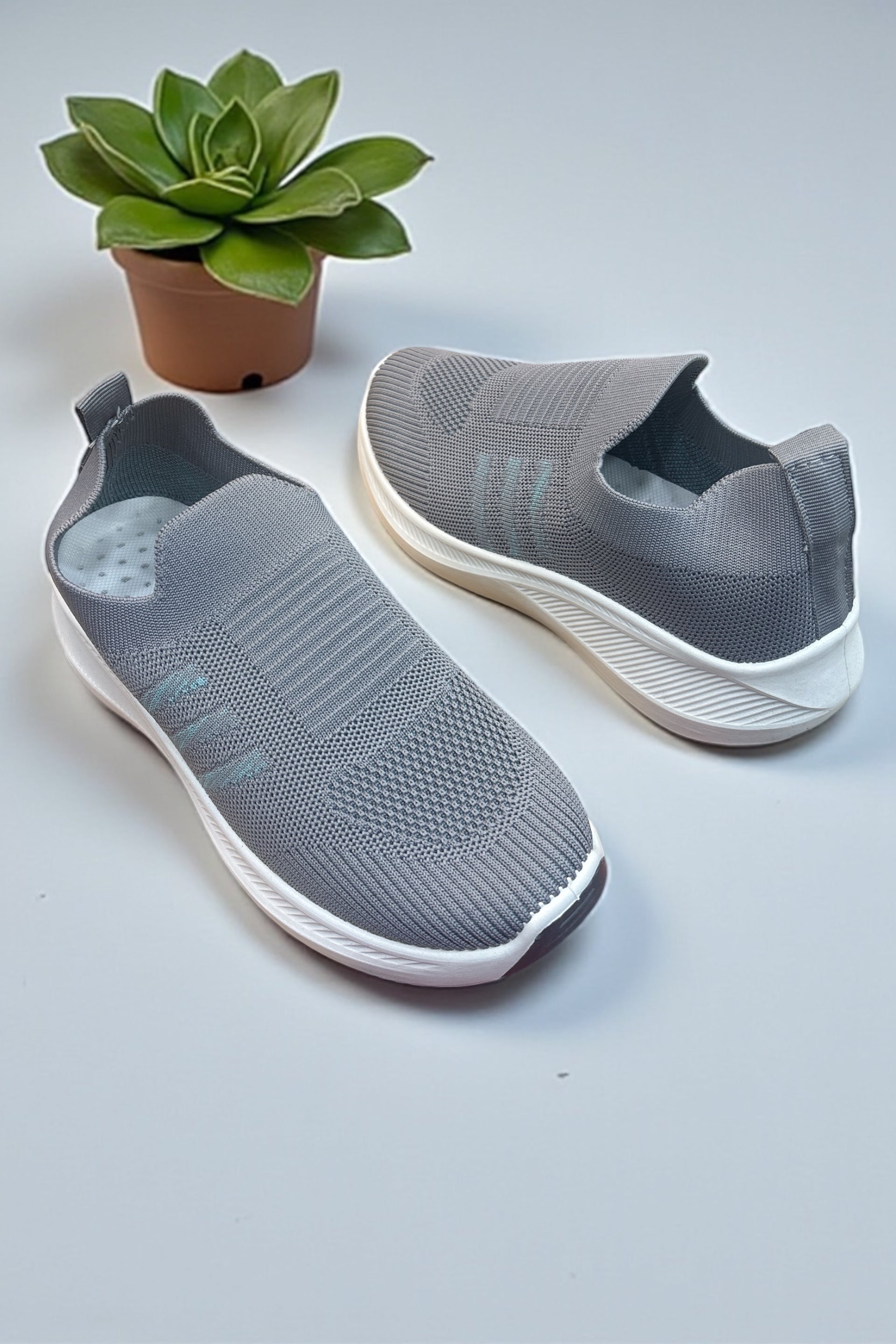 Pulse Knit ladies Sneakers G115